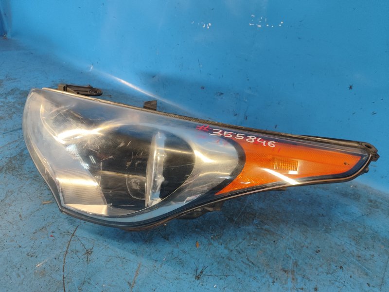 Headlight HYUNDAI VELOSTER 11-18 2013 Lev.