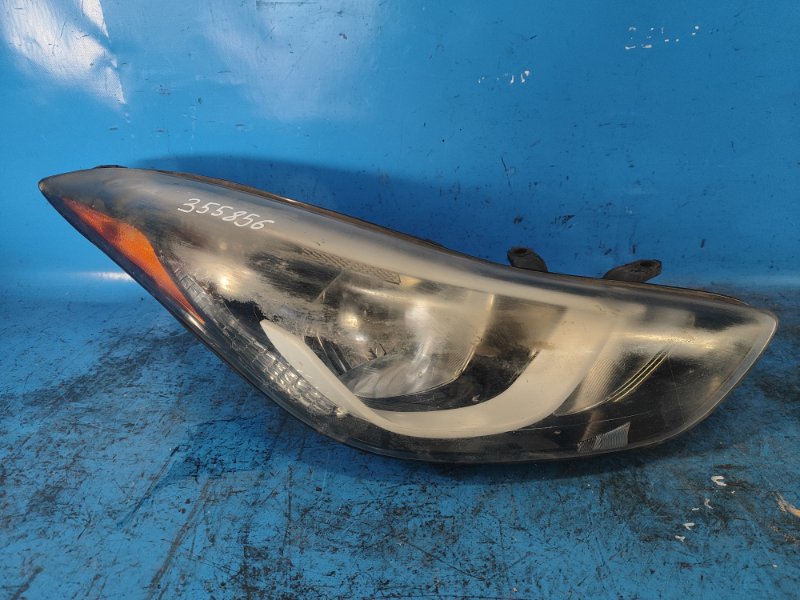Headlight HYUNDAI ELANTRA MD 10-15 2014 Right
