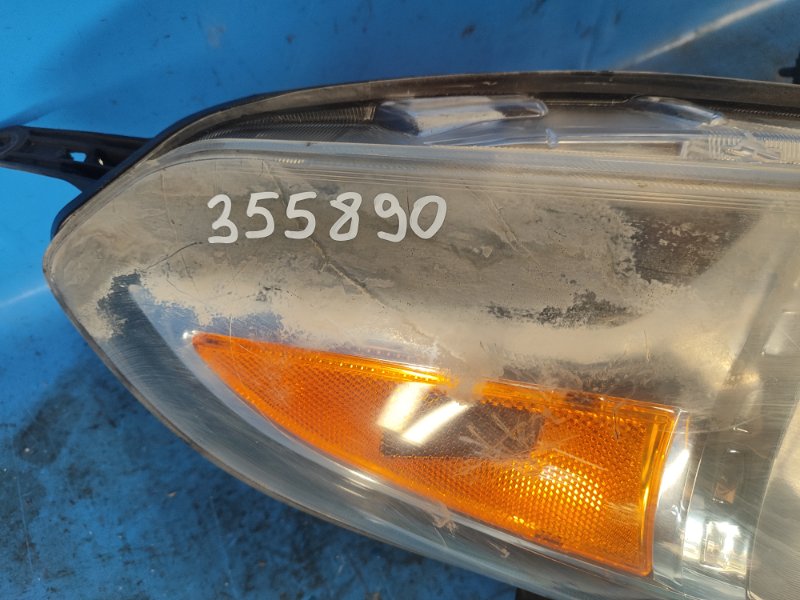 Headlight NISSAN VERSA B17 11-19 2015 Right