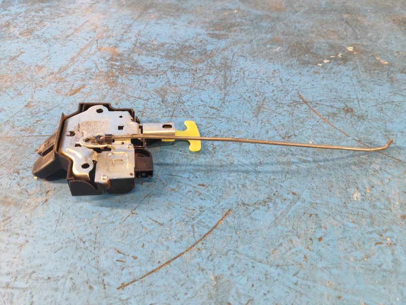 Toyota Camry 40 06-11 trunk lid lock