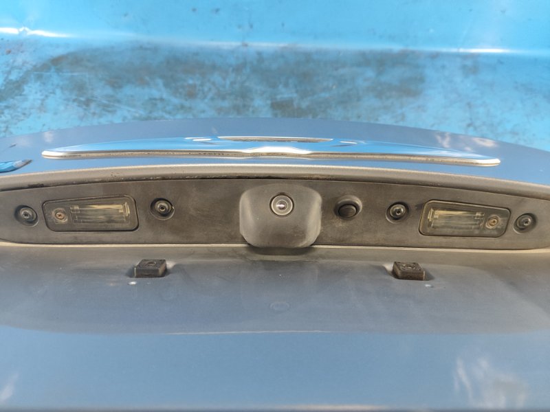 Chrysler 200 14-16 trunk lid