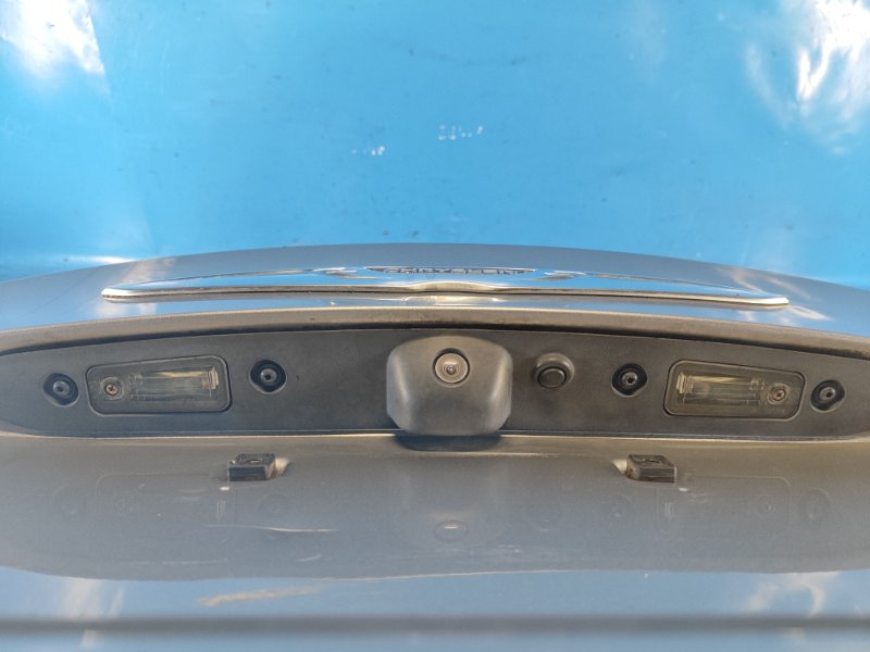 Chrysler 200 14-16 trunk lid