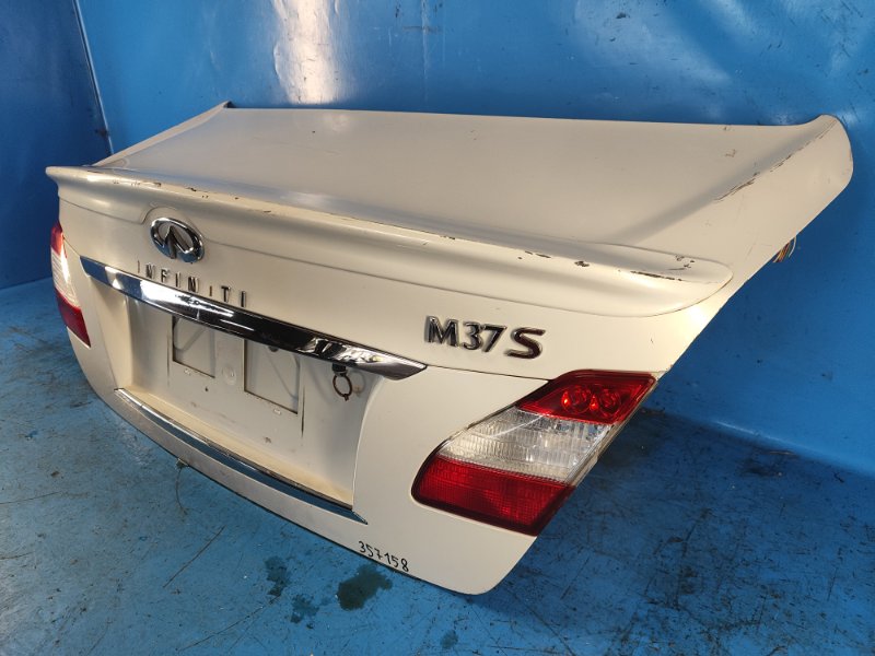 Trunk lid INFINITI M25/M37/M56/Q70/M35H 10-16
