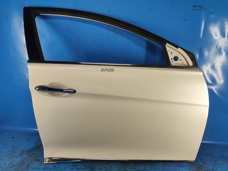 Door HYUNDAI SONATA YF 10-14 2012 Right Front.