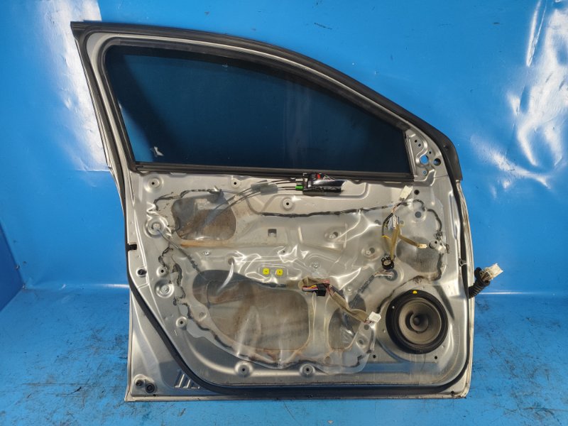 Door SUZUKI KIZASHI 09-14 2011 Left. Front.