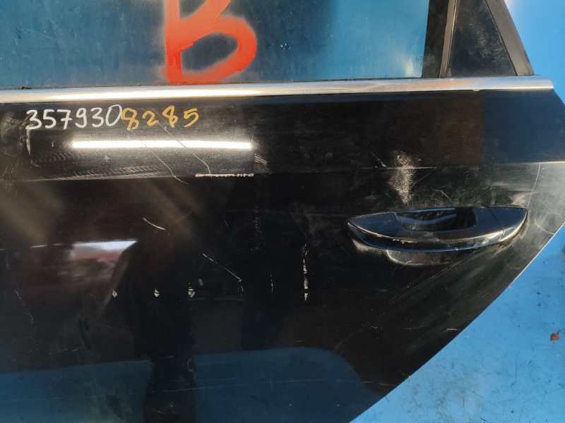 Door VOLKSWAGEN PASSAT B8 14- 2015 Left. Rear.