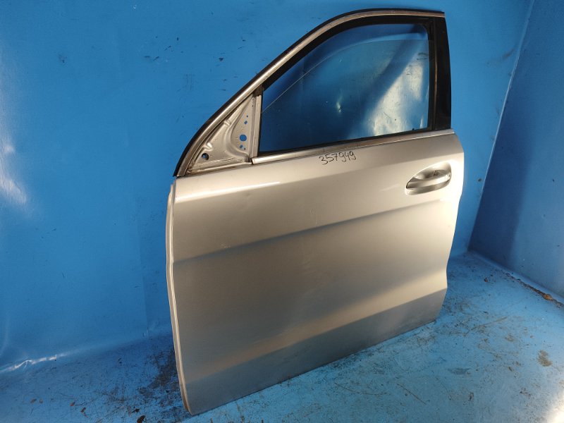 Door MERCEDES GL-CLASS X166 12-16 2012 Left. Front.