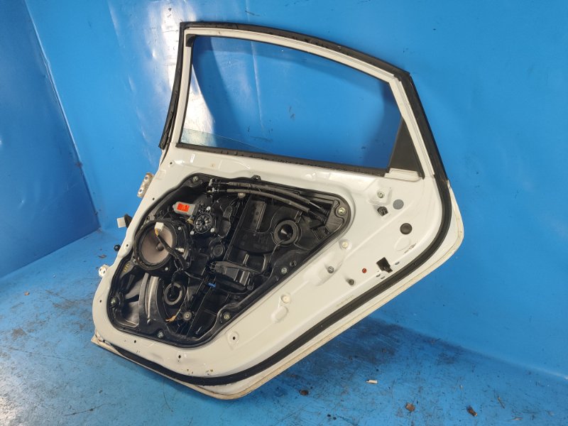 Door HYUNDAI SONATA YF 10-14 2012 Right Rear