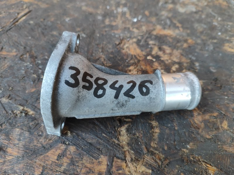 Thermostat housing LEXUS HS250H (ANF10) 09-12 2009