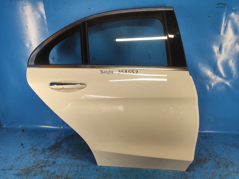 Door MERCEDES C-CLASS W205 16-21 2017 Right Rear