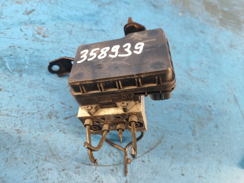 ABS block TOYOTA MATRIX 02-08