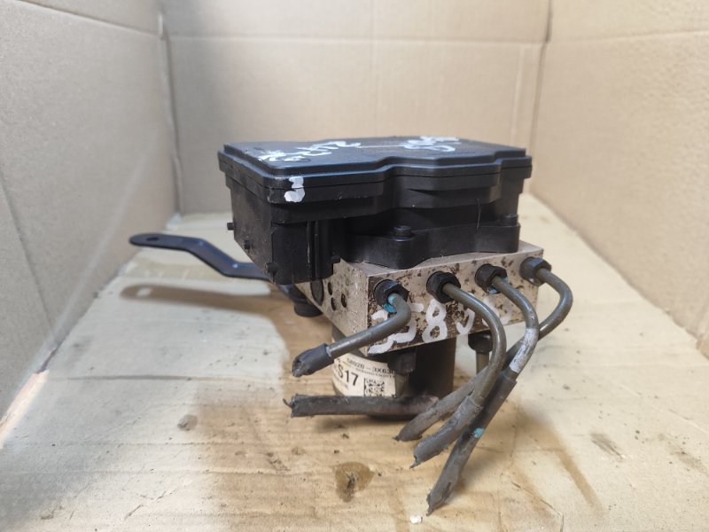 ABS unit HYUNDAI ELANTRA MD 10-15 2014