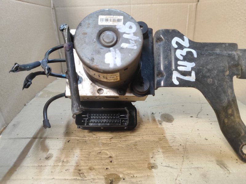 ABS unit HYUNDAI ELANTRA MD 10-15 2014
