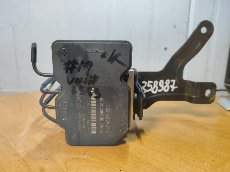 ABS unit HYUNDAI ELANTRA MD 10-15