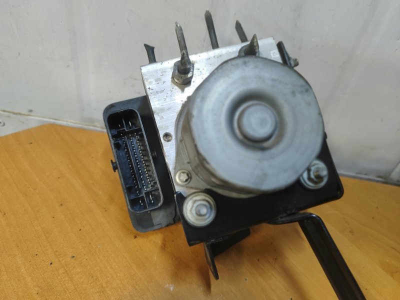 ABS unit SUBARU CROSSTREK 12-17 2014