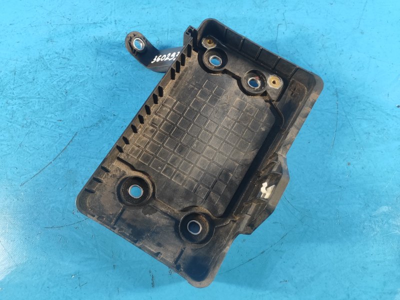 Battery shelf for Nissan X-TRAIL/ROGUE T33 2021