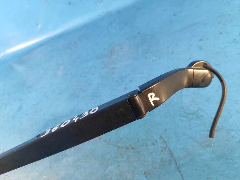 Front windshield wiper arm NISSAN X-TRAIL/ROGUE T33 20- 2021 Right