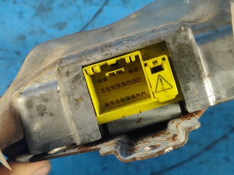 Airbag control unit for Suzuki Grand Vitara XL-7 01-06 2003