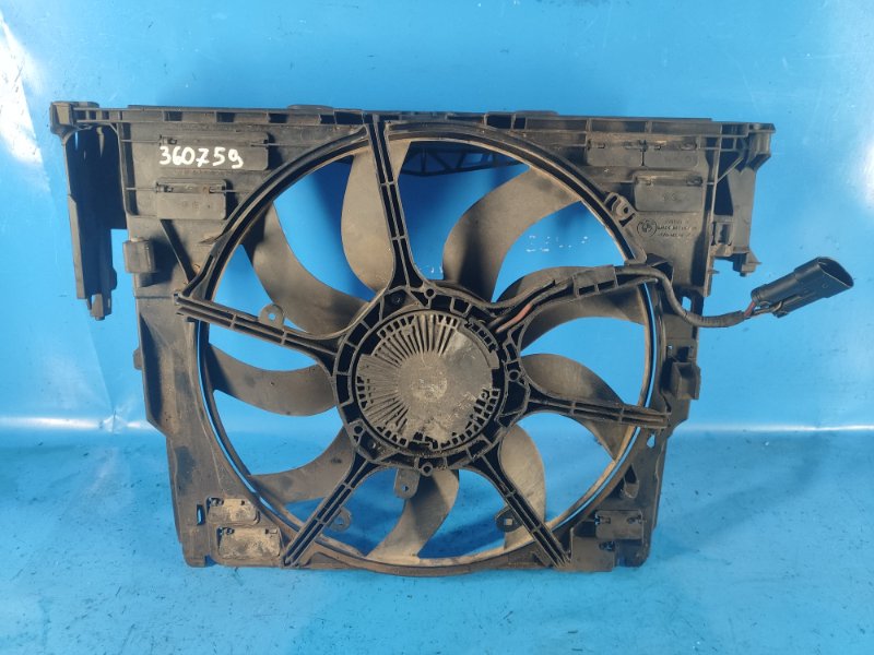 BMW 5 Series (F10) 11-13 Main Radiator Fan Diffuser