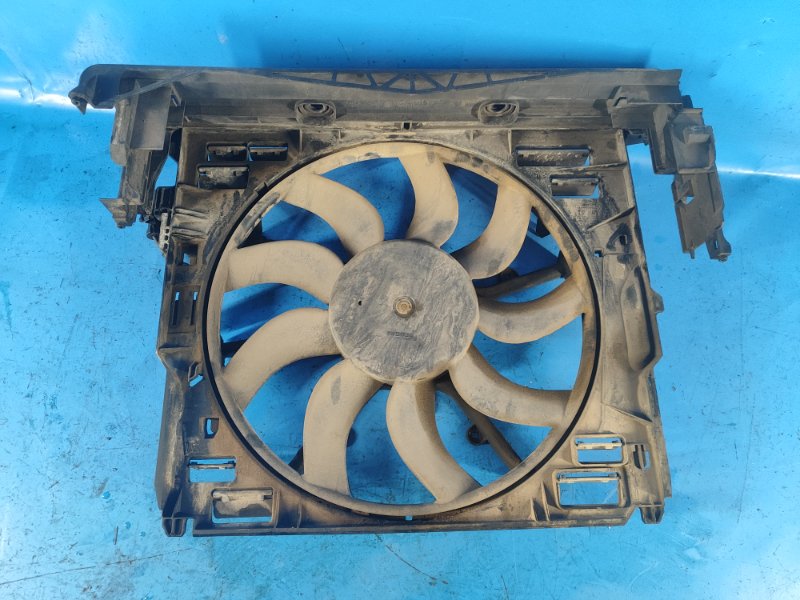 BMW 5 Series (F10) 11-13 Main Radiator Fan Diffuser