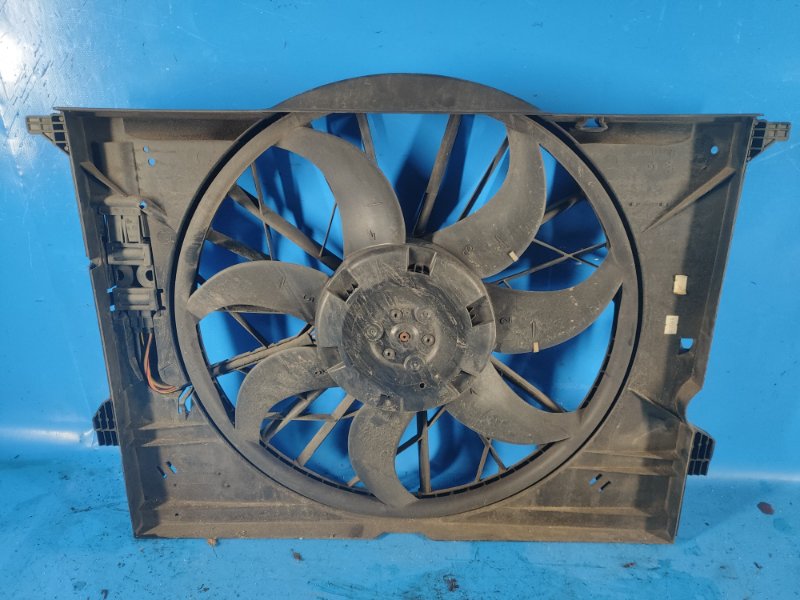 Diffuser of the main radiator fan MERCEDES E-CLASS W211 02-09