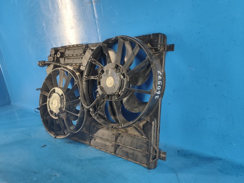 Ford Escape Main Radiator Fan Diffuser 12-19 2018