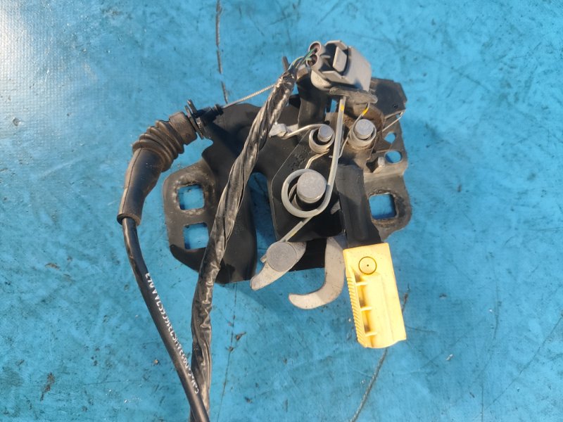 Hood lock FORD FUSION 14- Left.