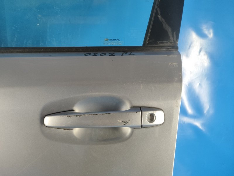 Door SUBARU FORESTER 12-19 2015 Left. Front.