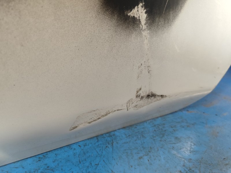 Door NISSAN LEAF 10-17 Left. Rear.