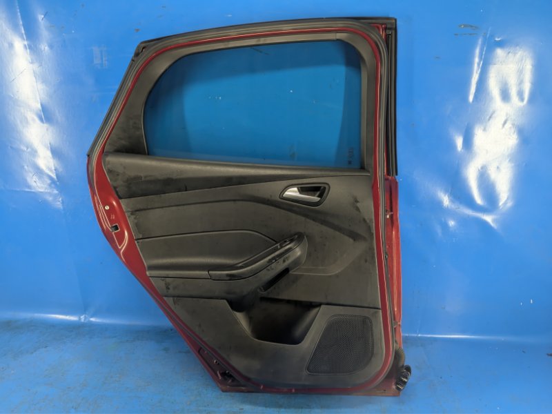 Door FORD FOCUS 10-18 2013 Left. Rear.