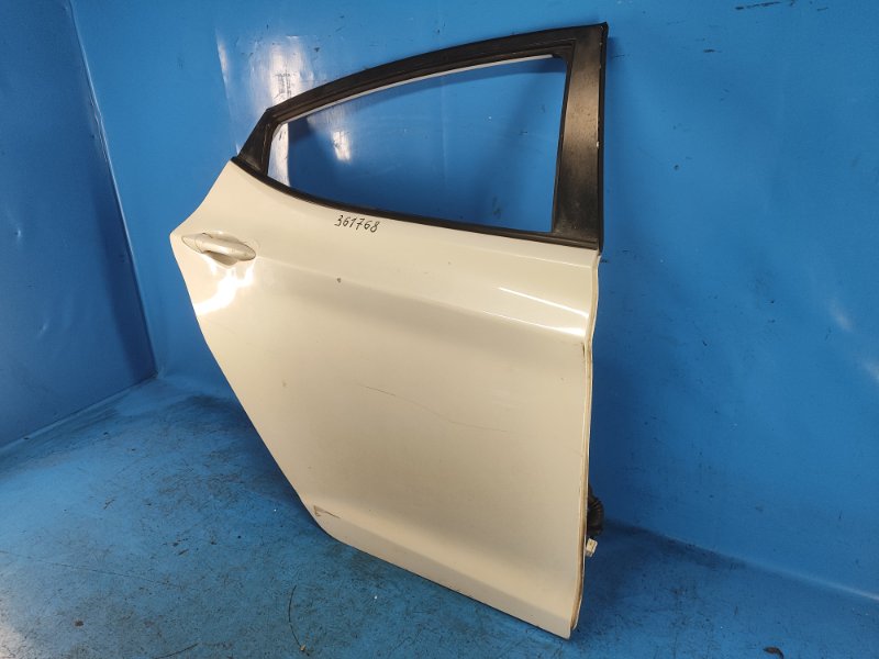 Door HYUNDAI ELANTRA MD 10-15 Right Rear