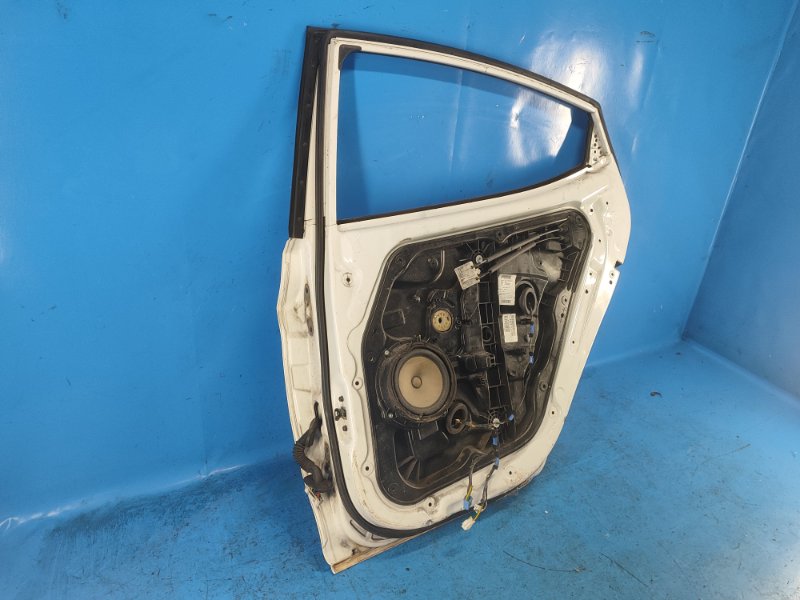 Door HYUNDAI ELANTRA MD 10-15 Right Rear