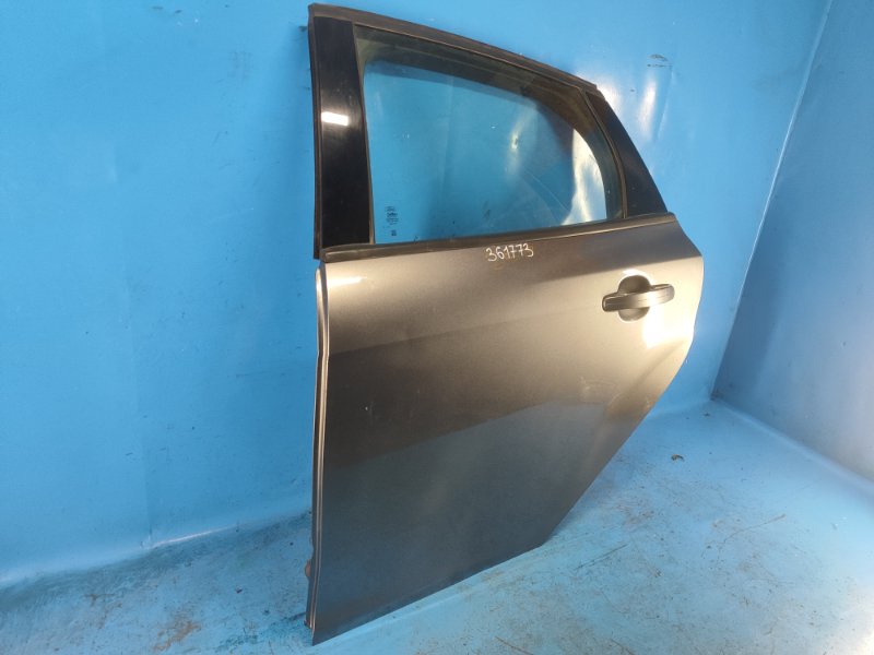 Door FORD FOCUS 10-18 Left. Rear.