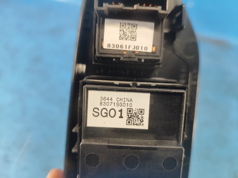 Power window control unit SUBARU FORESTER 12-19 2015 Front Left