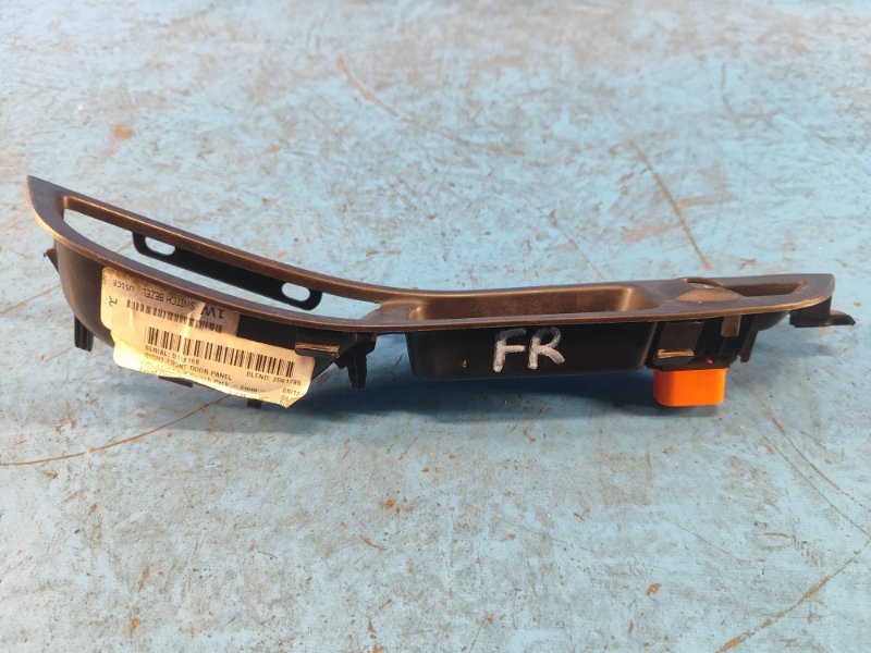 Window lift button FORD FOCUS 10-18 Right Front.