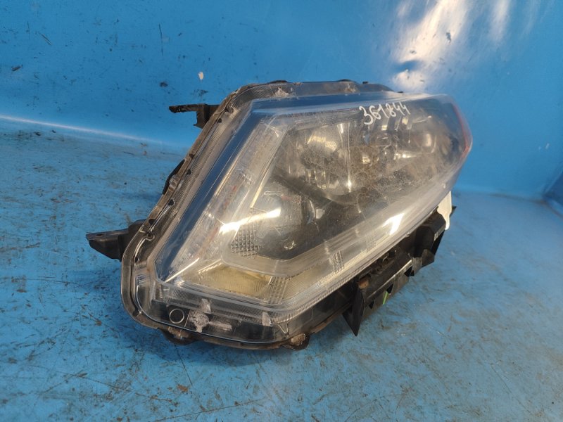 Headlight NISSAN X-TRAIL/ROGUE T32 13-20 Lev.