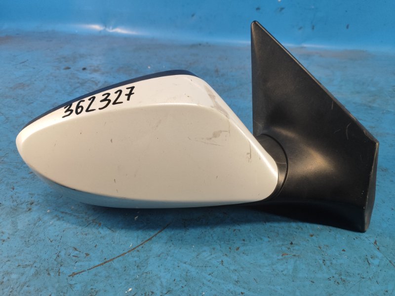 Mirror HYUNDAI ELANTRA MD 10-15 Right.