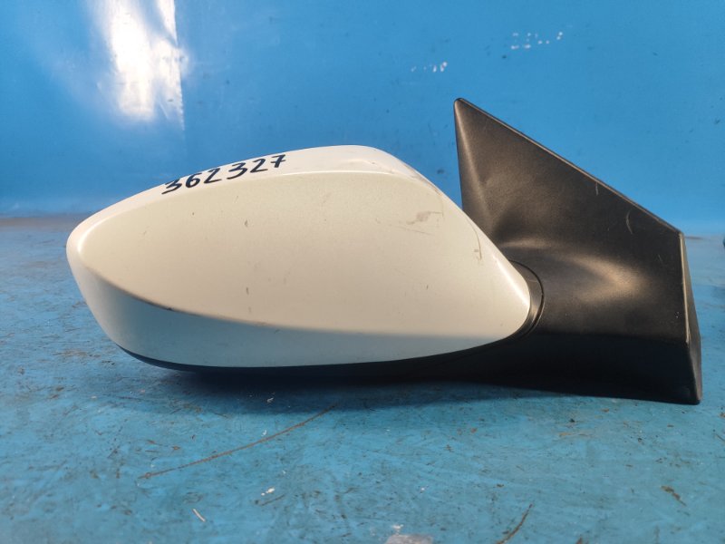Mirror HYUNDAI ELANTRA MD 10-15 Right.