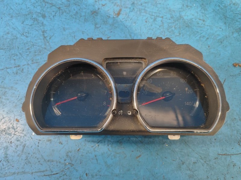 Nissan Versa B17 instrument panel 11-19 2017