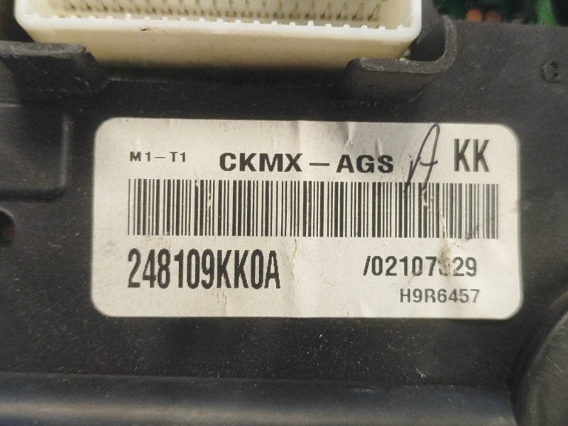 Nissan Versa B17 instrument panel 11-19 2017
