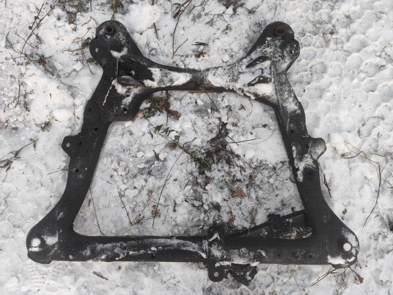 Front suspension beam LEXUS RX300/330/350/400 03-09