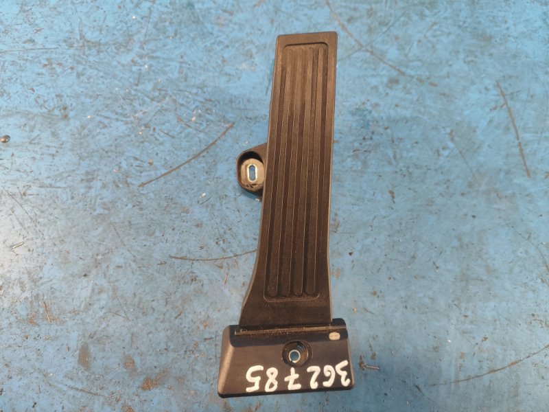 Gas pedal Hyundai Tucson TL 15-20 2015