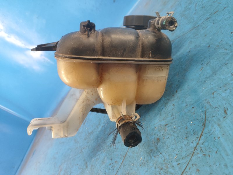 Expansion tank for Jeep Grand Cherokee 11-22 2016