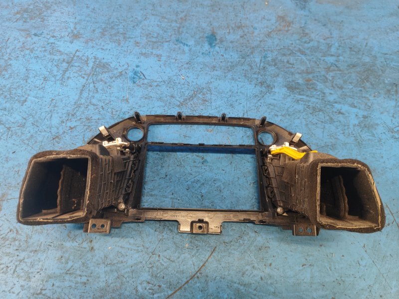 Air deflector for Hyundai Tucson TL 15-20