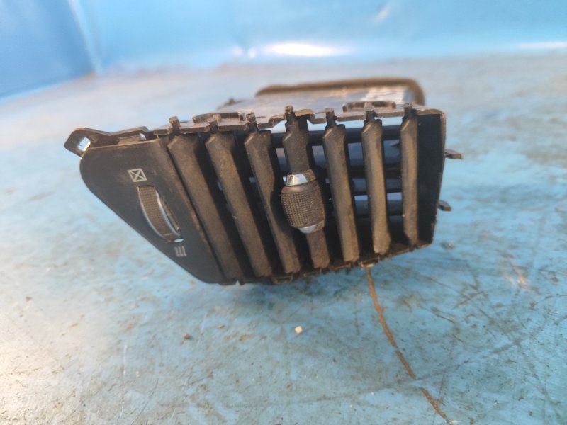 Air deflector JEEP GRAND CHEROKEE 11-22 2016 Right.