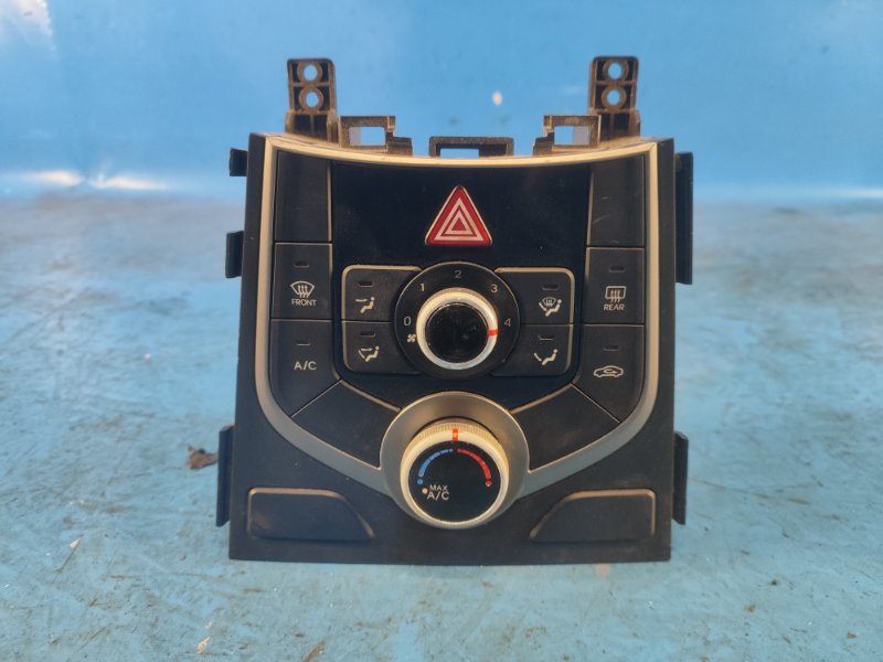 Heater control unit for Hyundai Elantra MD 10-15 2014