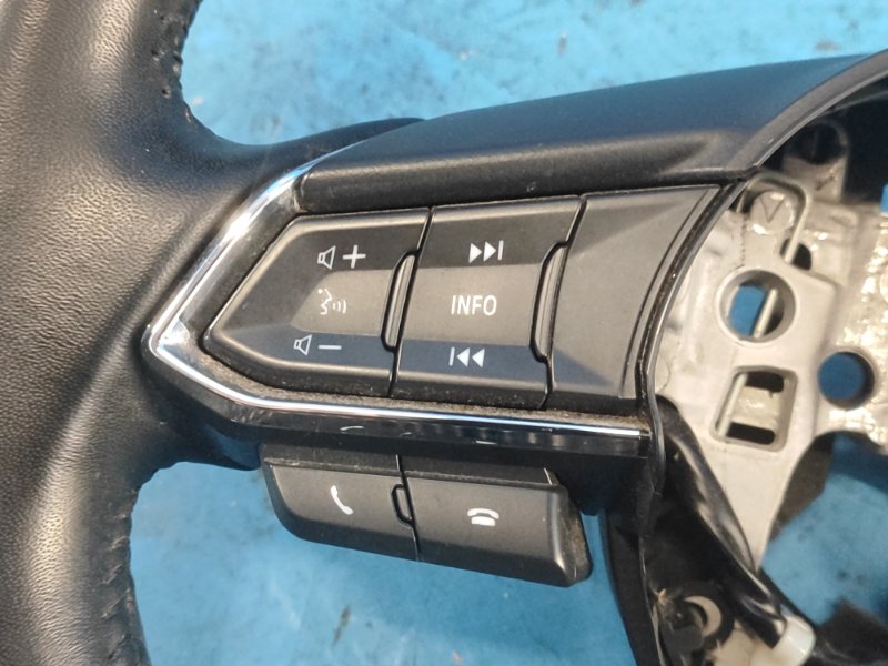 Mazda CX-9 2016 steering wheel