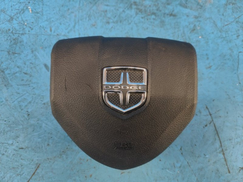 Steering wheel airbag for the 2016 Dodge Journey 08-20