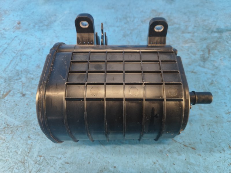 Fuel absorber BMW XM (G09) 23- 2023