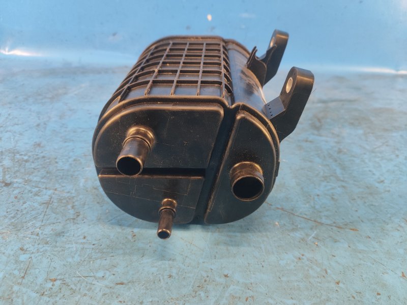 Fuel absorber BMW XM (G09) 23- 2023